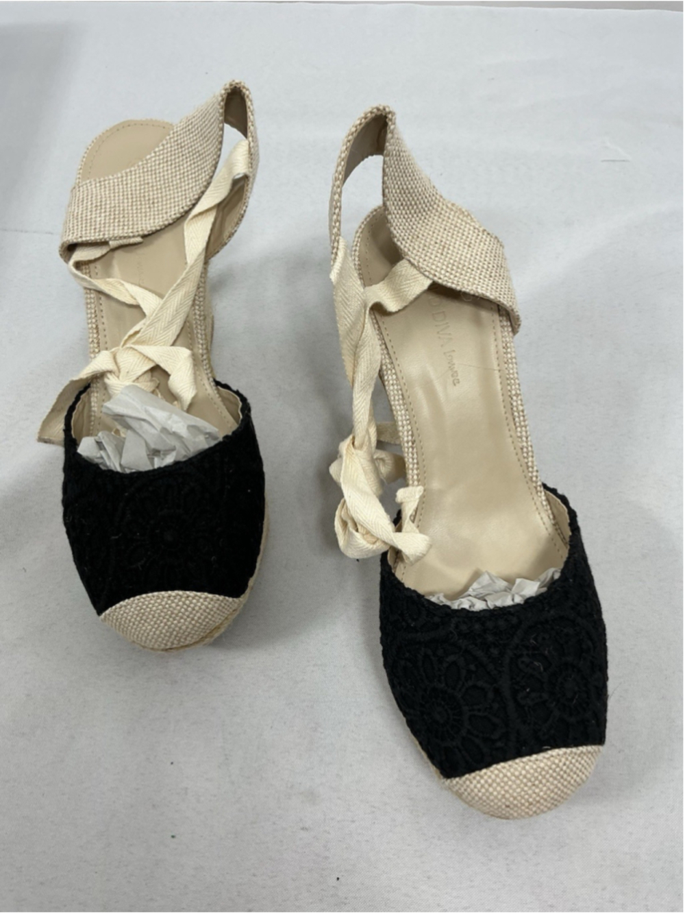 Womans New In Box Wild Diva Maegan Crochet Ankle Wrap Espadrille Wedge 10 Black